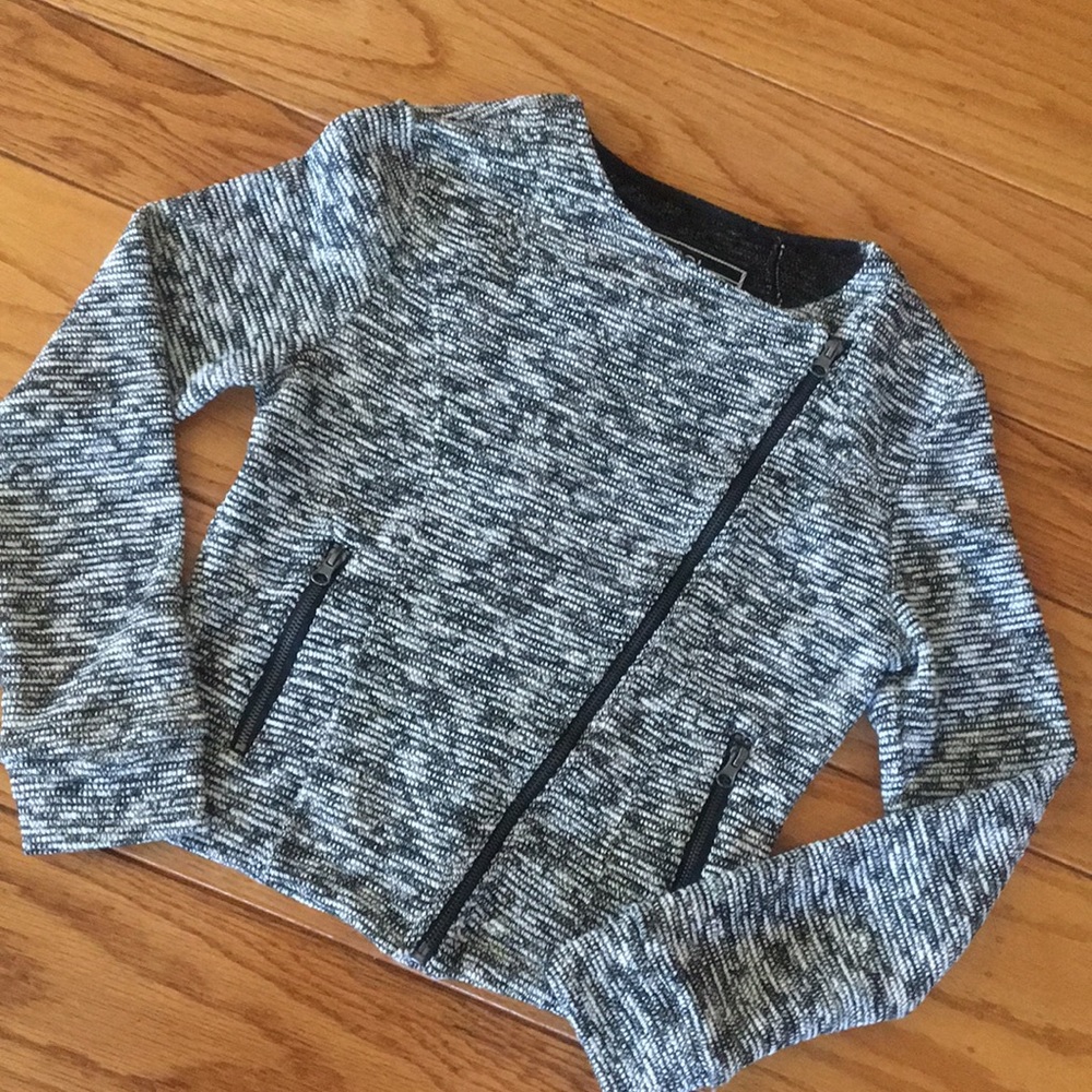 Stylish B&W Fitted Sweater Blazer / Jacket - Picture 1 of 7